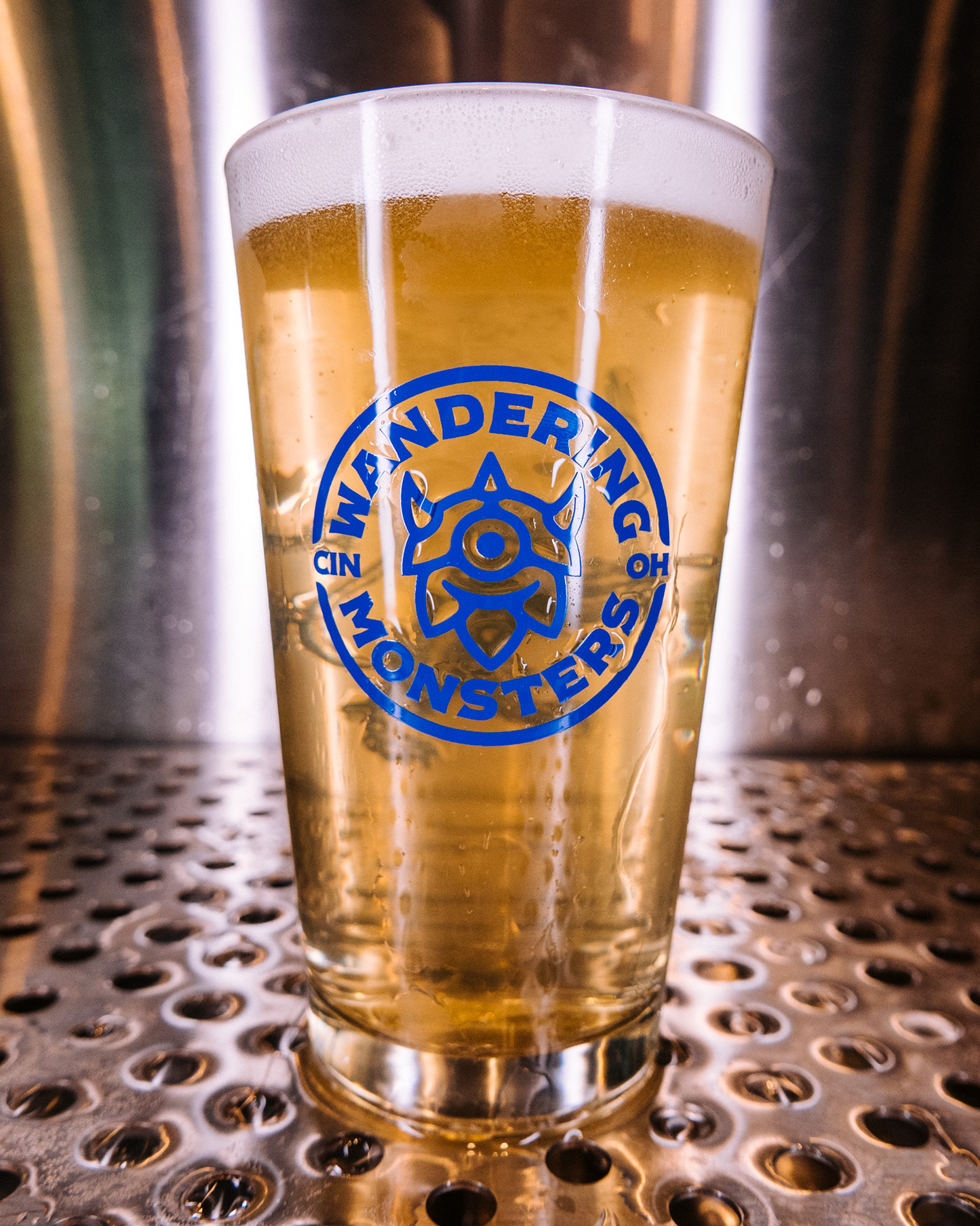 Crusader 16oz Pint Glass